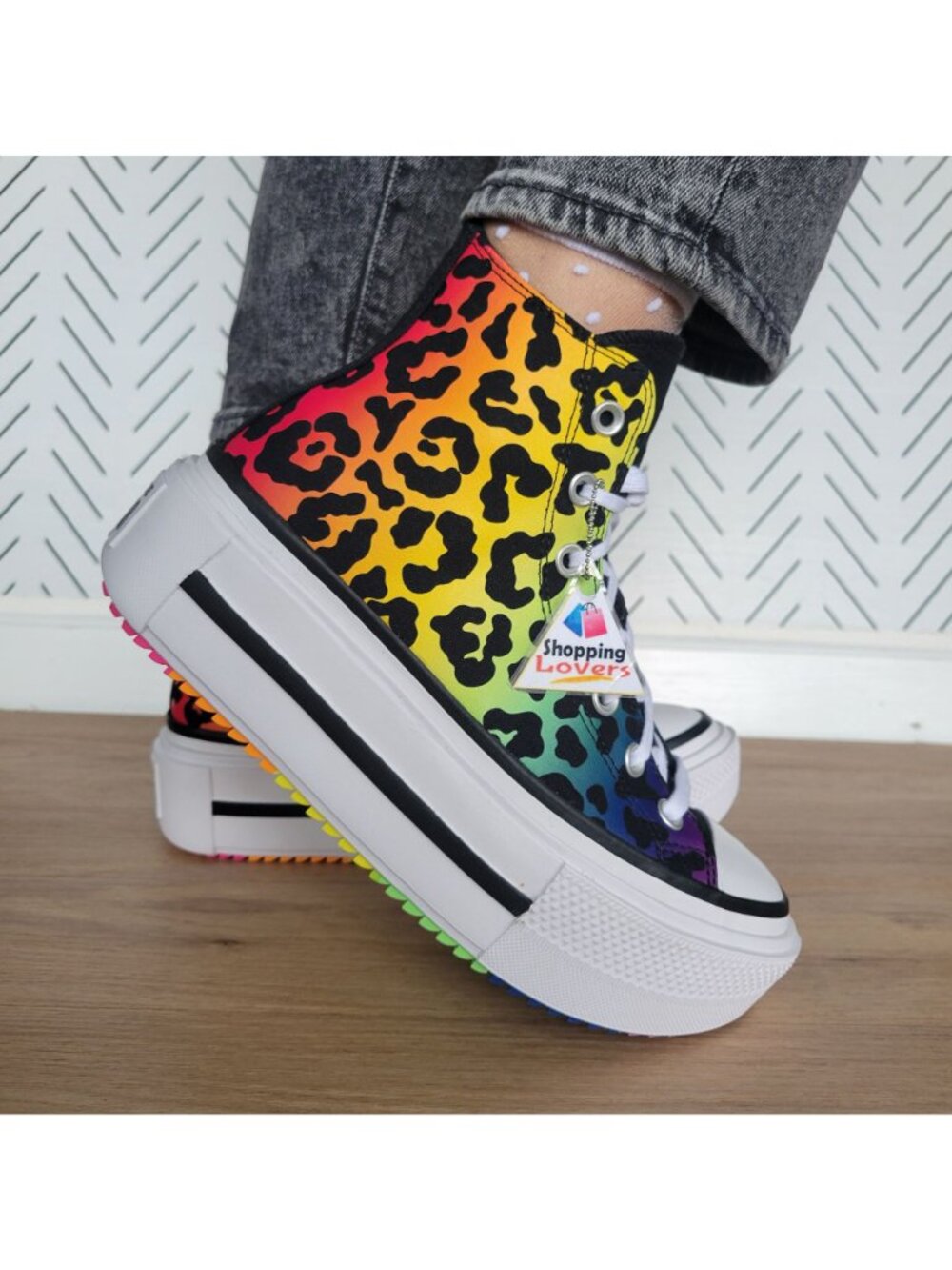 ❤️Converse Chuck Taylor Lift Platform Pride Size 6 Women's Shoes Leopard A15782C - Picture 4 of 10